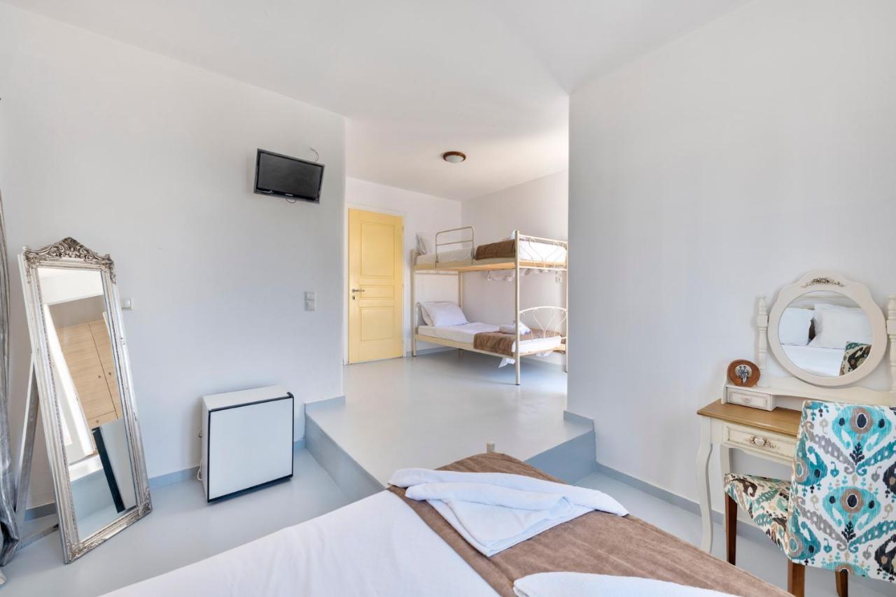 "Di Mare" Hotel & Suites Posidhonía Esterno foto