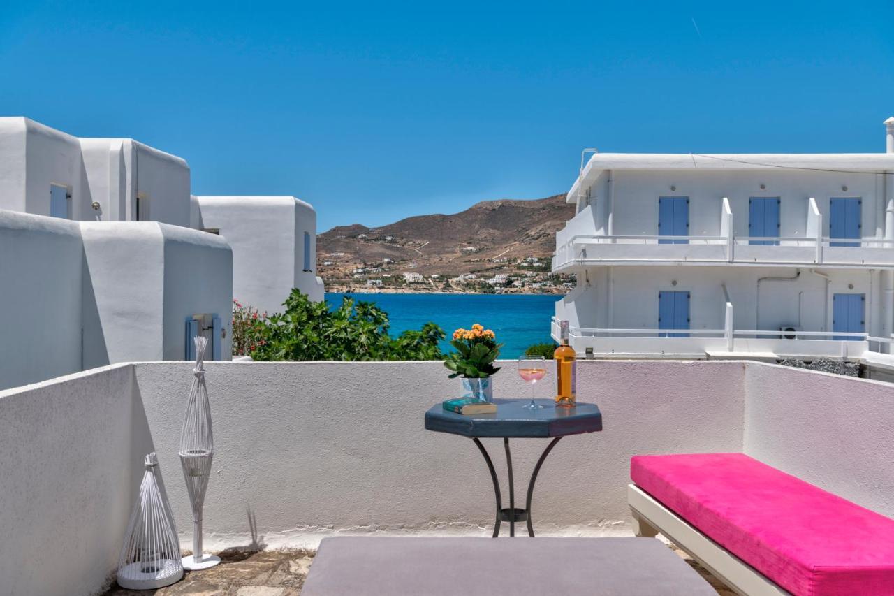 "Di Mare" Hotel & Suites Posidhonía Esterno foto