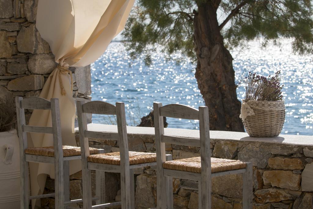 "Di Mare" Hotel & Suites Posidhonía Esterno foto