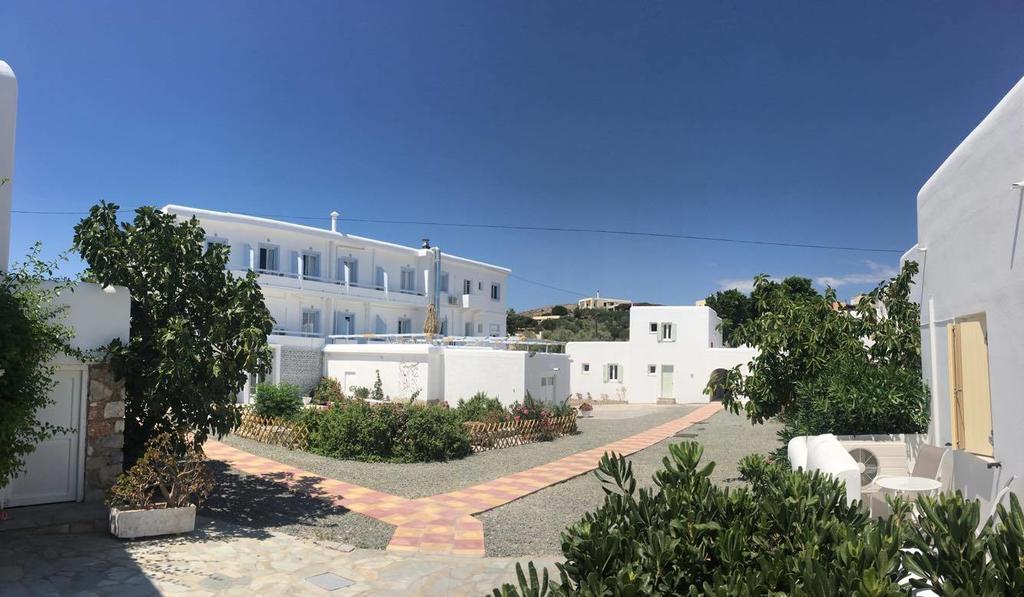 "Di Mare" Hotel & Suites Posidhonía Esterno foto