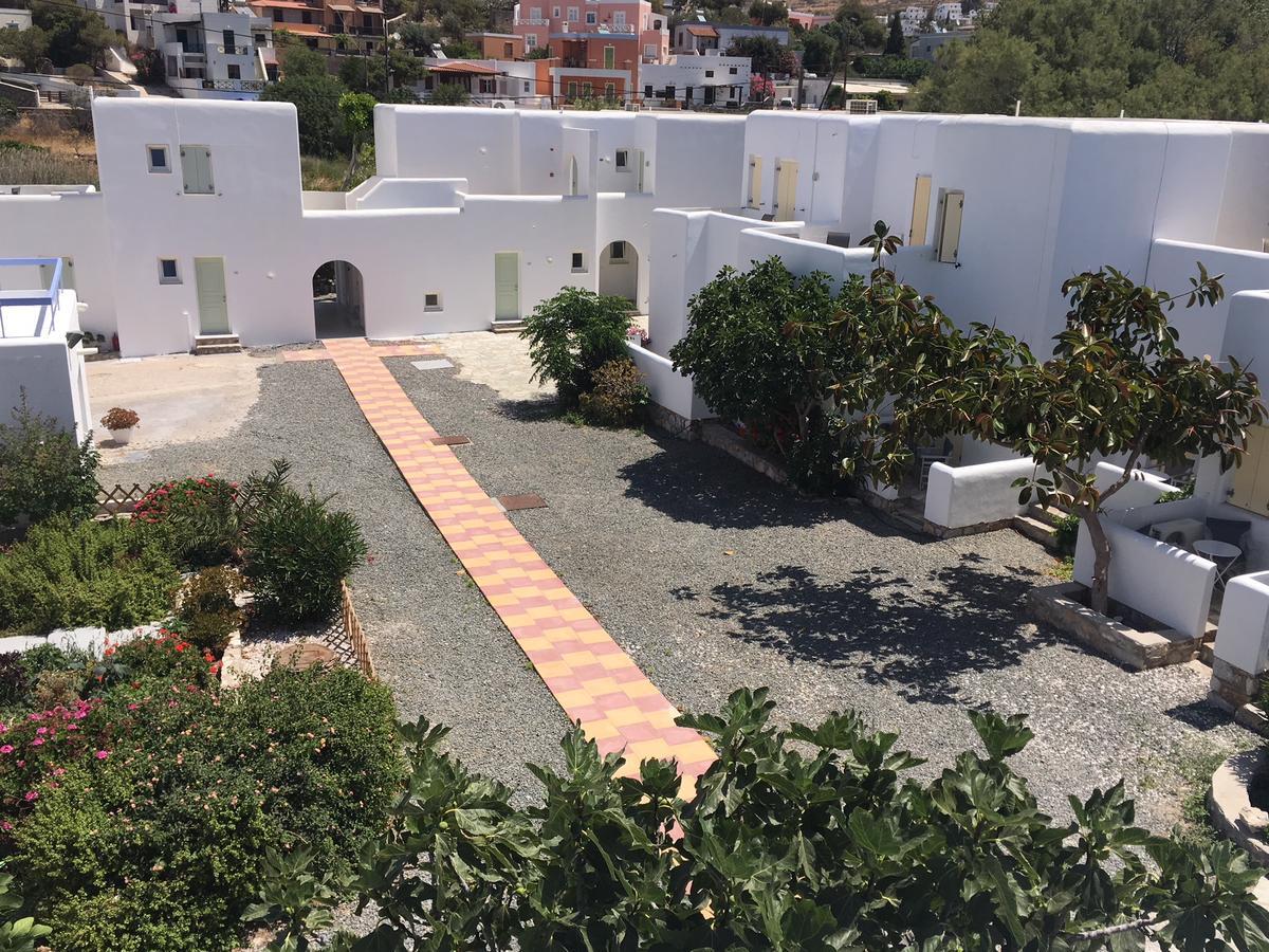 "Di Mare" Hotel & Suites Posidhonía Esterno foto