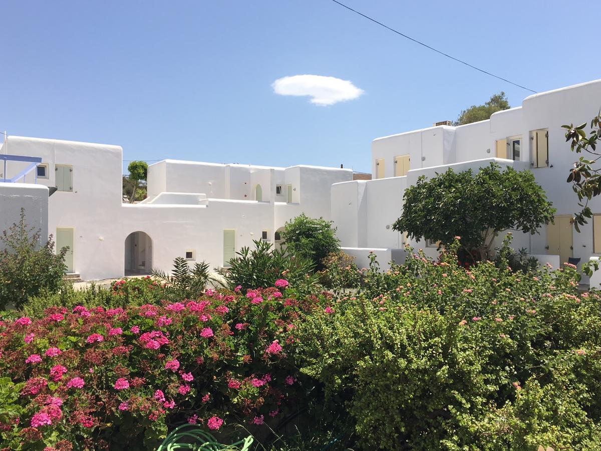 "Di Mare" Hotel & Suites Posidhonía Esterno foto