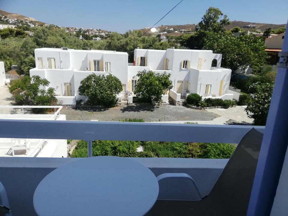 "Di Mare" Hotel & Suites Posidhonía Esterno foto